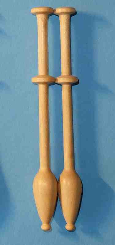 Paar flandrische Klppel ca 10,4 cm lang helles Holz