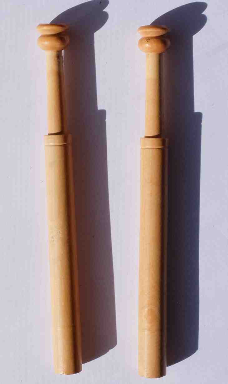 Paar spanische Palmholzklppel ca 14 cm lang