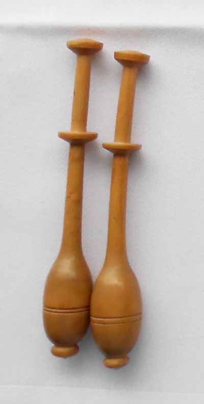 Paar alte belgische Klppel ca 10,1 cm lang