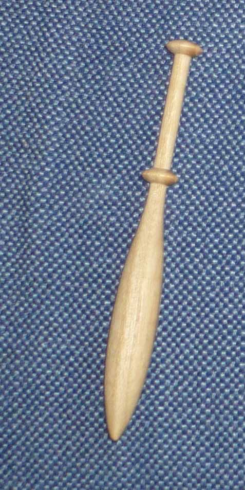 Klppel ca 12 cm lang helles Holz