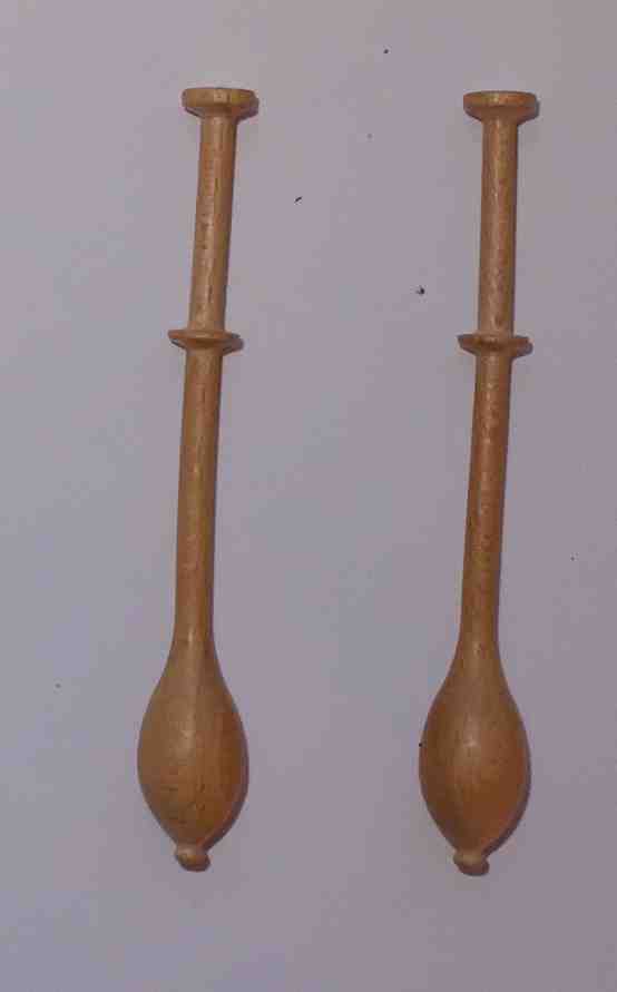 Paar Mechelner Klppel ca 9,50 cm lang helles Holz