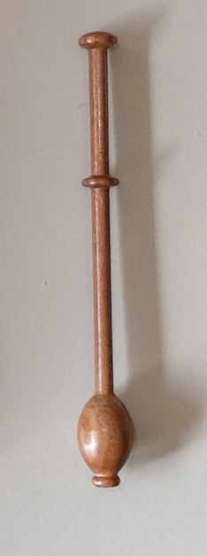zierlicher Brgger Klppel 9,4 cm lang dunkles Holz