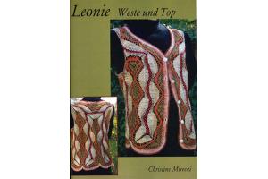 Leonie Weste und Top von Christine Mirecki (M)